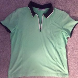 Tail green shirt with black and white collar